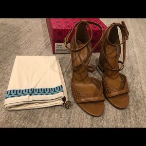 Tory Burch Alyssa Wedge Sandal - Tan 7.5